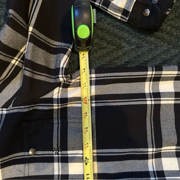 Women’s Lauren Ralph Black and White Wool Plaid Shirt - Picture 10 of 13